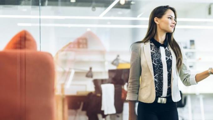 travail femme bureau 