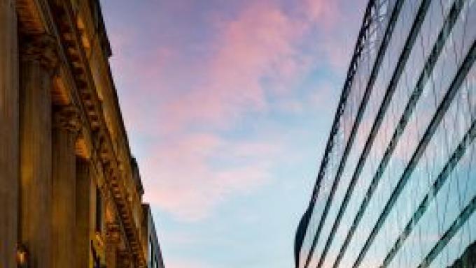 batiment neuf ancien immeuble bureau residentiel